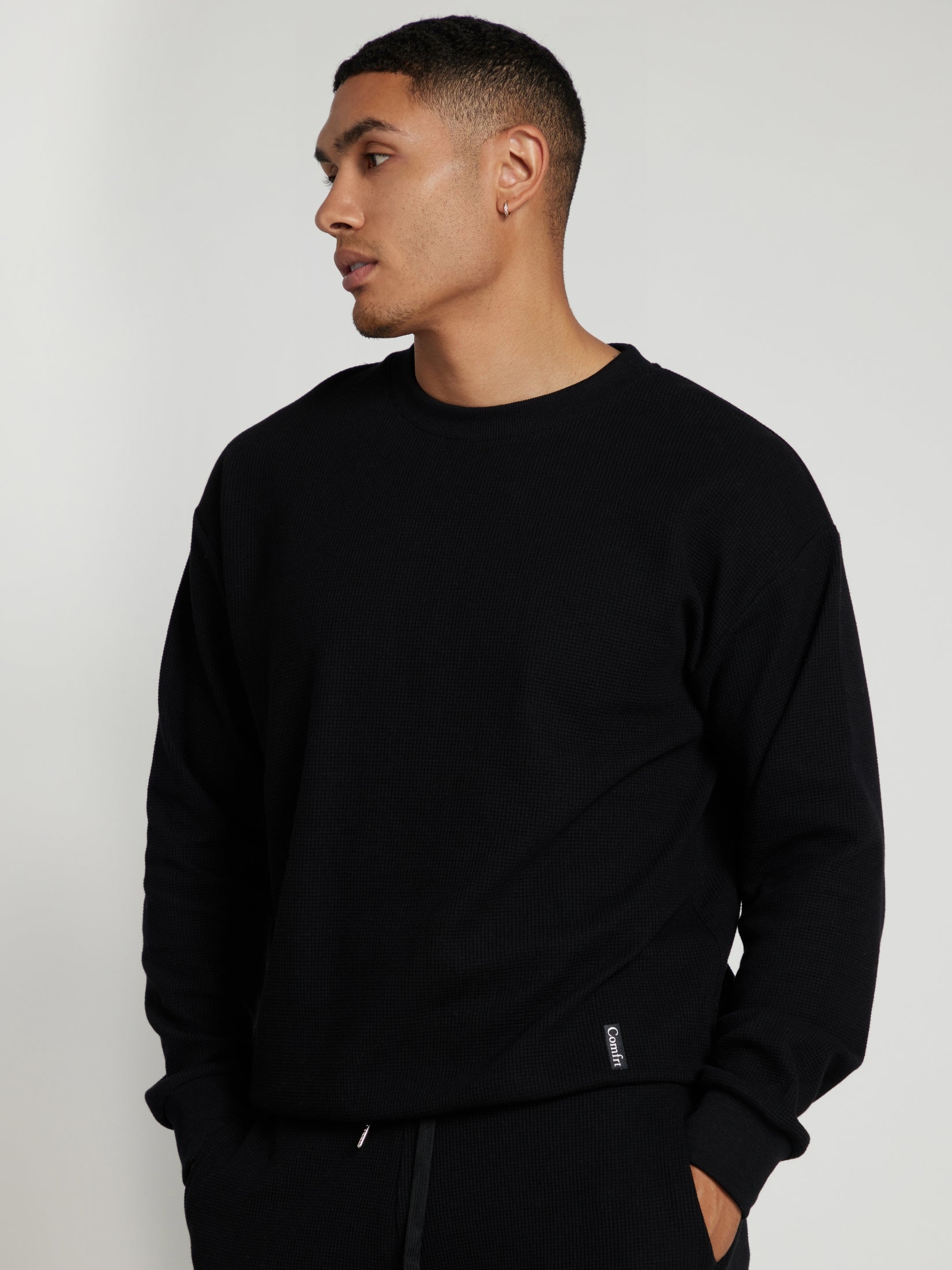 Onyx Black / M