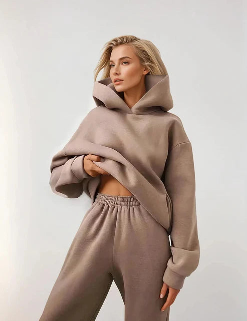 Mila | Women’s Oversized Jogging Suit Set