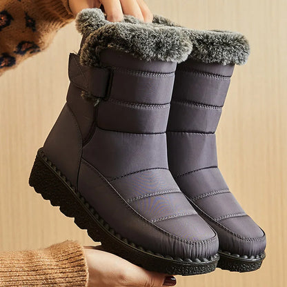 Women's Waterproof Snow Boots - Trendy 2025 Ankle Low Heels