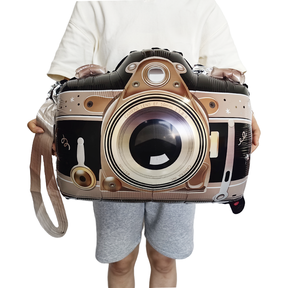 2026 NYE Party Supplies: Star & Champagne Foil Balloons