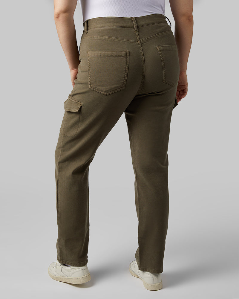 32 Degrees Dark Olive _ Women's stretch Comfort Terry Cargo Jean {model: Kristen is 5'7"and size 14 wearing size L}{bottom}{right} {bottom}{right}