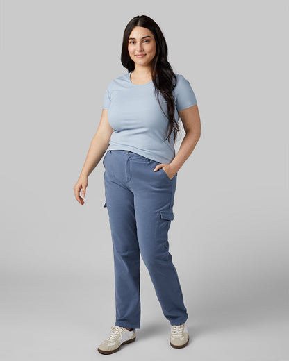 32 Degrees Vintage Indigo _ Women's stretch Comfort Terry Cargo Jean {model: Kristen is 5'7"and size 14 wearing size L}{bottom}{right} {bottom}{right}