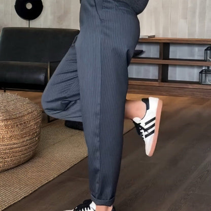 MATHILDA | ELEGANTE, FIGUURVRIENDELIJKE BROEK MET STREPEN